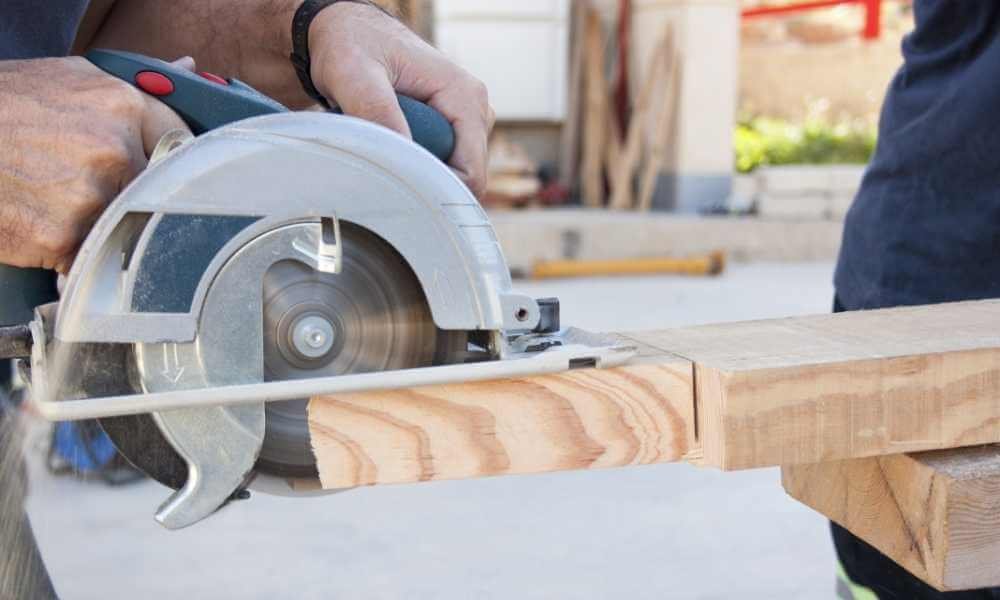 What Is The Best Tool For Cutting Skirting Boards? Find Out Here!